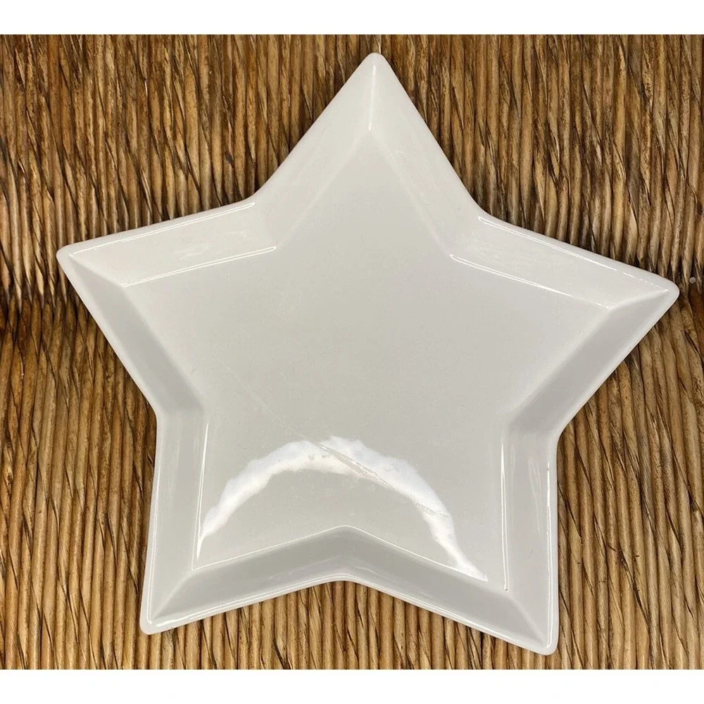 Mancer of Italy Set Of Four White Star Plates